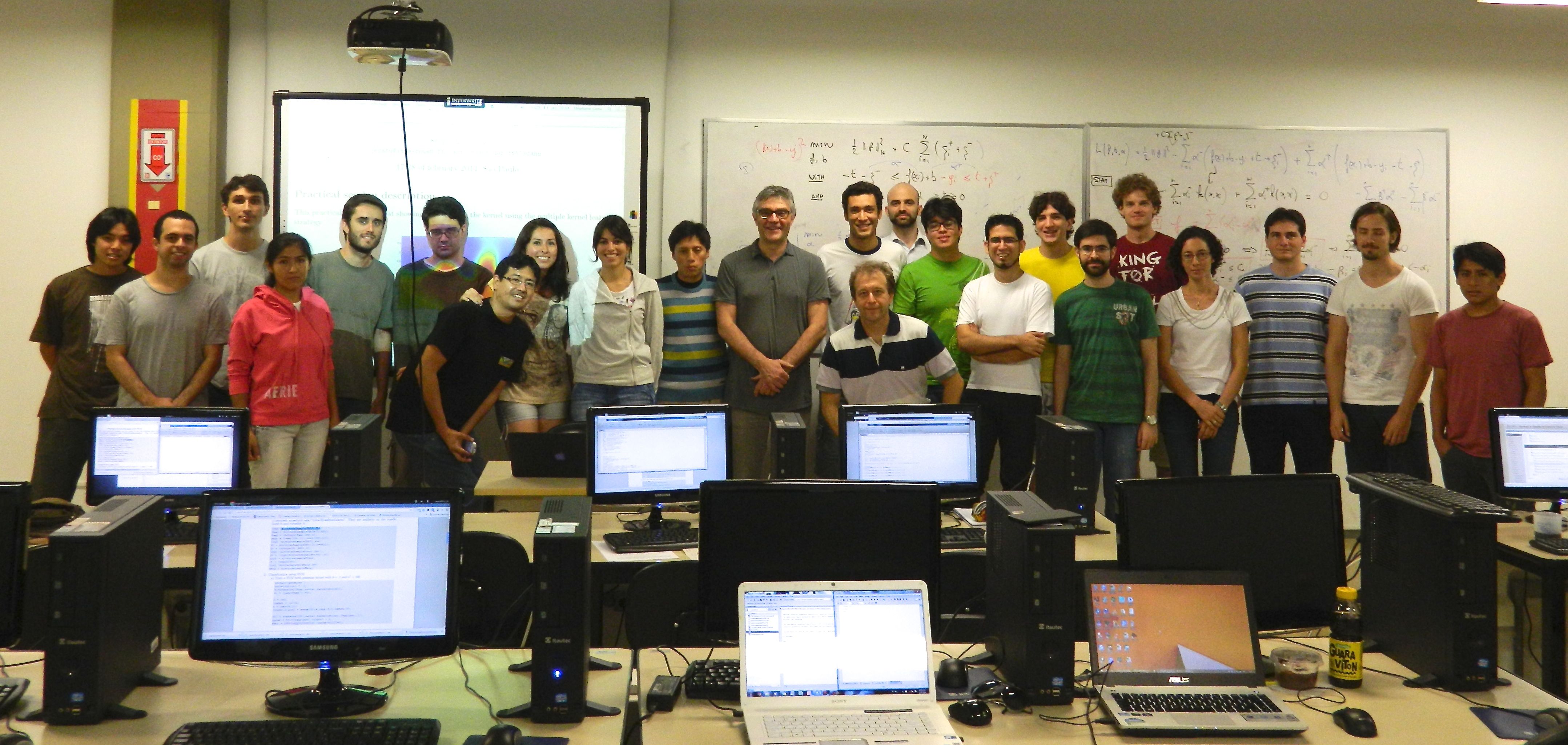 SVM
at IME USP, february 2014